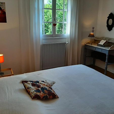 Chambre Soignee Et Accueillante A La Campagne - Ch Rouge L'Honor-de-Cos エクステリア 写真